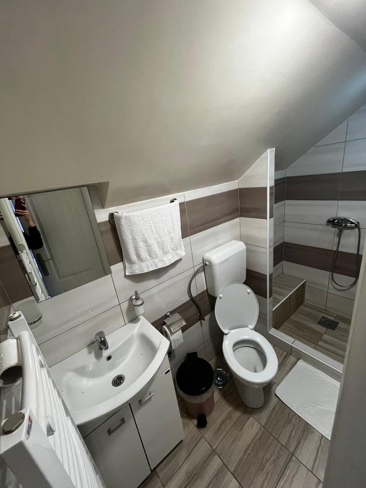 Apartmani Nikolic Višegrad Rum bild